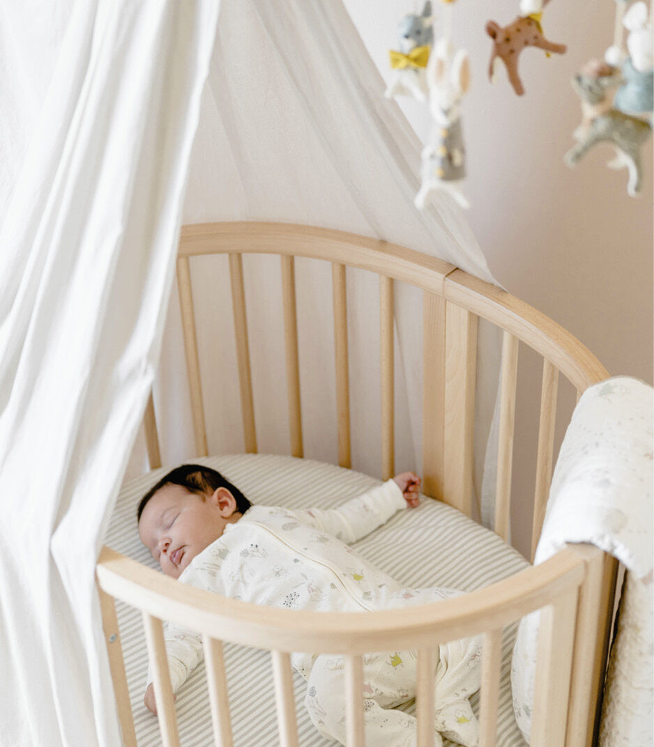 Stokke® Sleepi™ Mini with Canopy by PEHR. Grey. US.